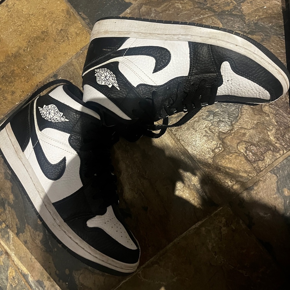 JORDAN 1 MIDSPLIT